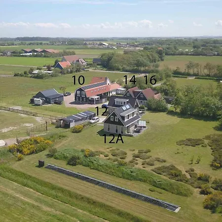 Wulpenweid 12 Holiday home Den Burg